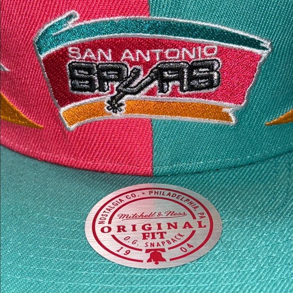 Nostalgia Co. Mitchell & Ness NBA SAN ANTONIO SPURS diamond cut snapback OSFA - Picture 2 of 12